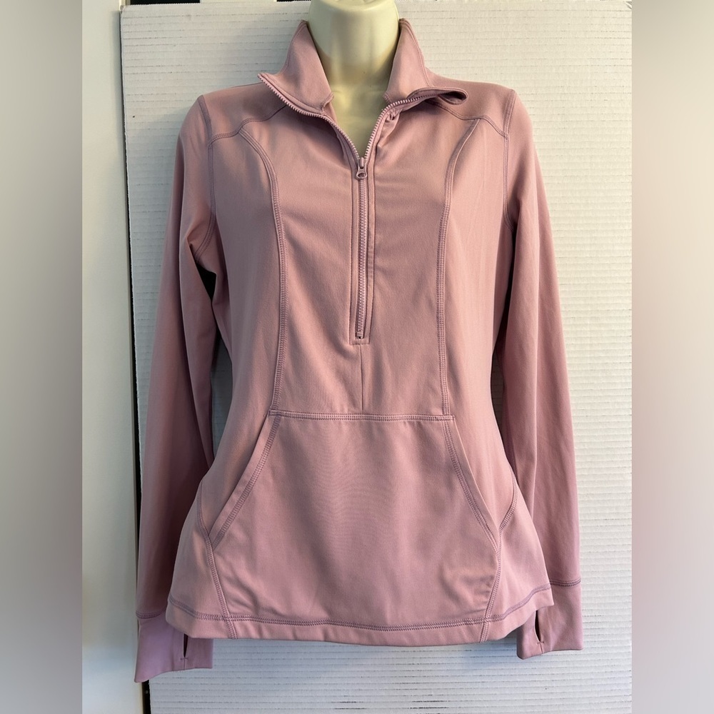 Yogalicious tech 1/2 zip long sleeve pullover with kangaroo pocket. Sz-Small. D9